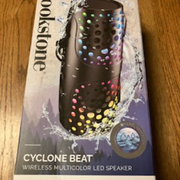NEW In Unopened Box Brookstone Cyclone Beat Wireless Speaker - Picture 7 of 7